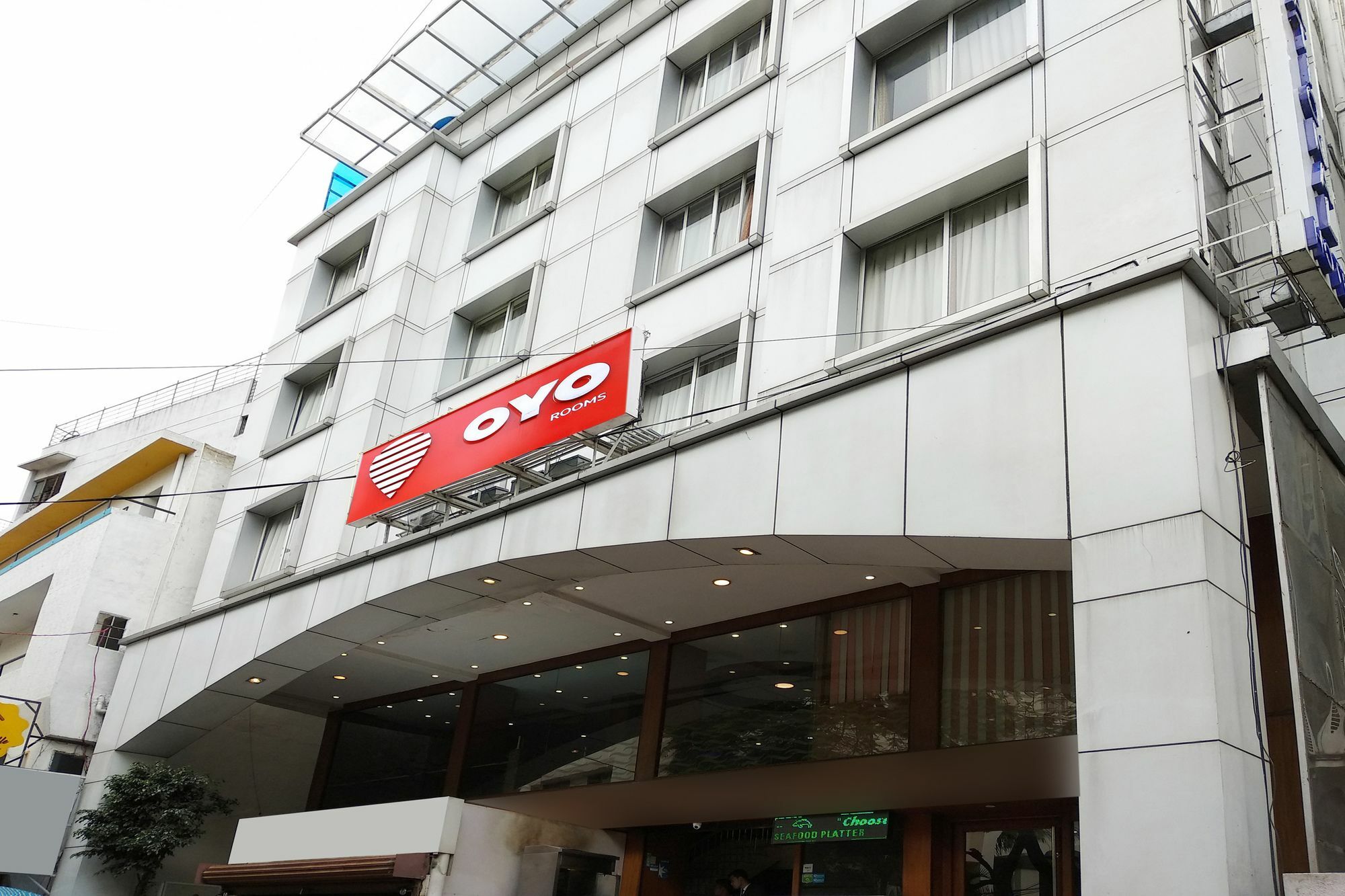 Oyo 9925 The Ocea International Hotel Bangalore Exterior photo